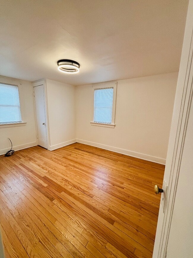 Building Photo - 7126 W Congress St