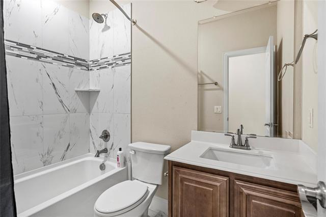 Building Photo - 3100 Blazing Star Rd