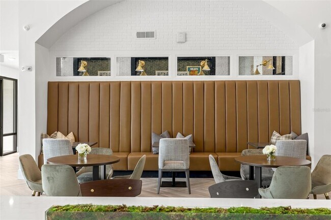 Building Photo - 7210 Interbay Blvd