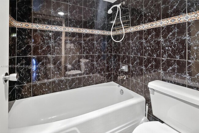 Building Photo - 20355 NE 34th Ct