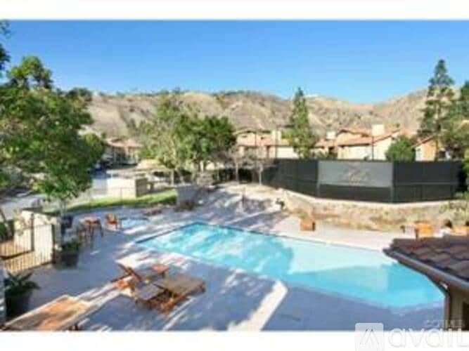 Building Photo - 5330 Silver Canyon Rd