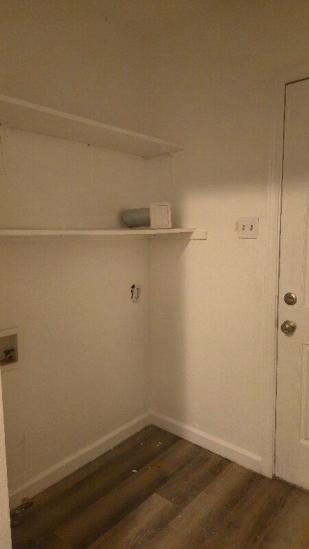 Building Photo - 725 31st St