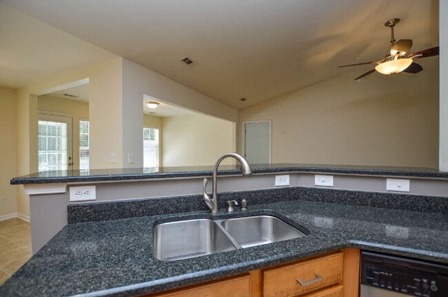 Building Photo - Legacy Park 3BR Home on 1 Acre with Loft, 3 Baths, and Summer-Ready Amenities  3 Bedrooms | 3 Bat...
