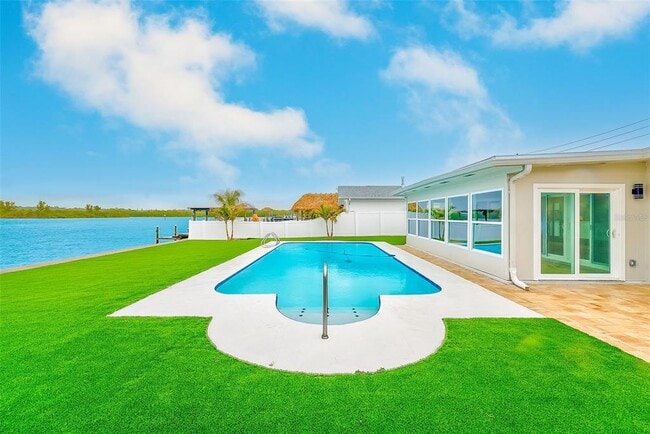 Building Photo - 5434 Oakhurst Dr