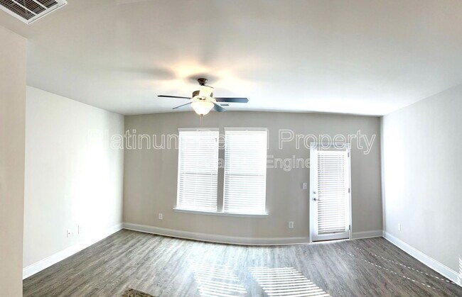 Building Photo - 3452 Sumersbe court