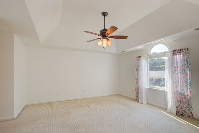 Building Photo - 427 Las Gaviotas Blvd