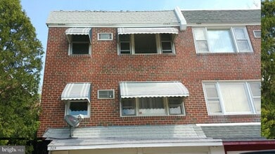Building Photo - 205 Erica Pl