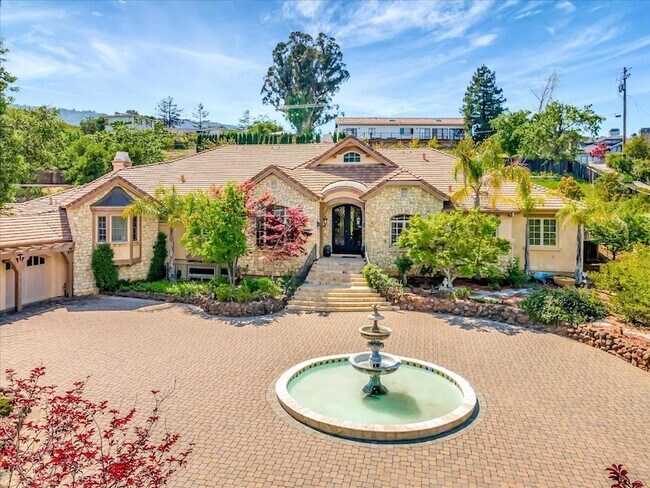 Building Photo - 15219 Sobey Rd