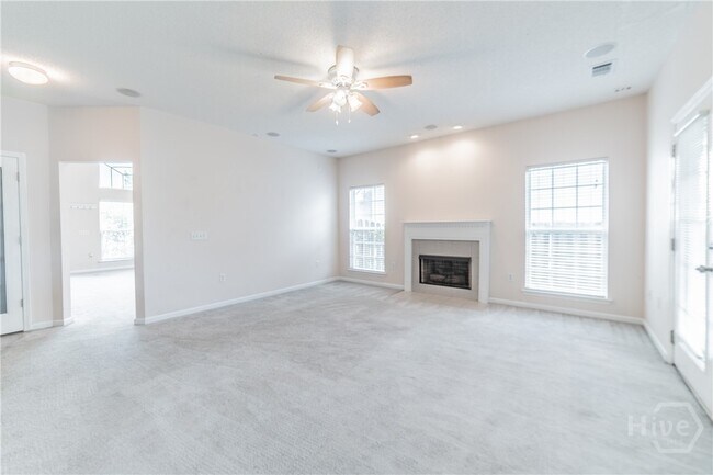 Building Photo - 504 Golden Grove Ln