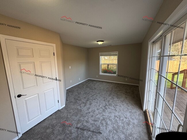 Building Photo - STATUS: *PENDING APPLICATION*  - R100  $2295