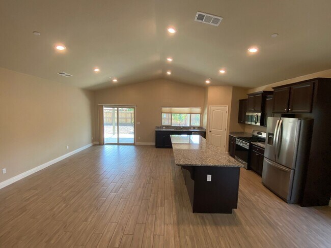 Building Photo - Lovely Newer Home with solar included.