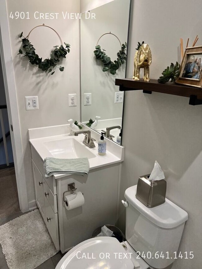 Building Photo - 4901 Crest View Dr