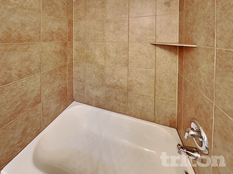 Building Photo - 6510 Poseidon Way