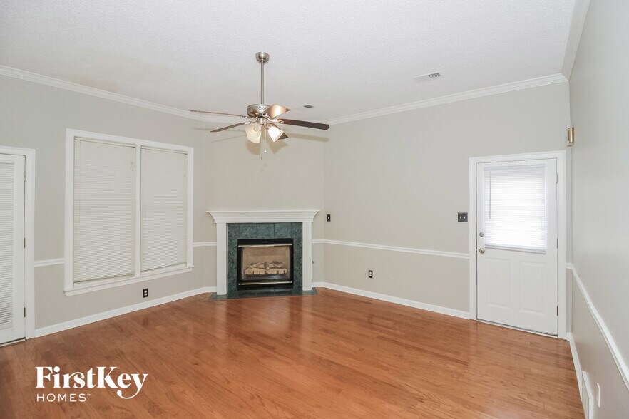 Building Photo - 719 Gable Ln