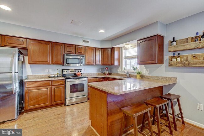 Building Photo - 2684 Tilton St