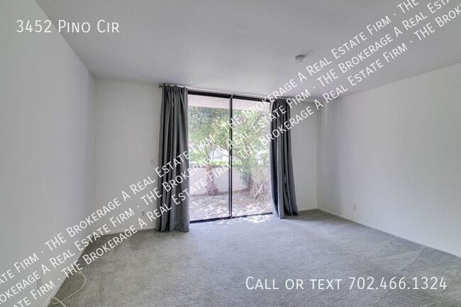 Building Photo - 3452 Pino Cir