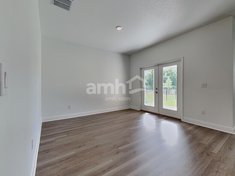 Building Photo - 6592 Atlantic Bch Ave