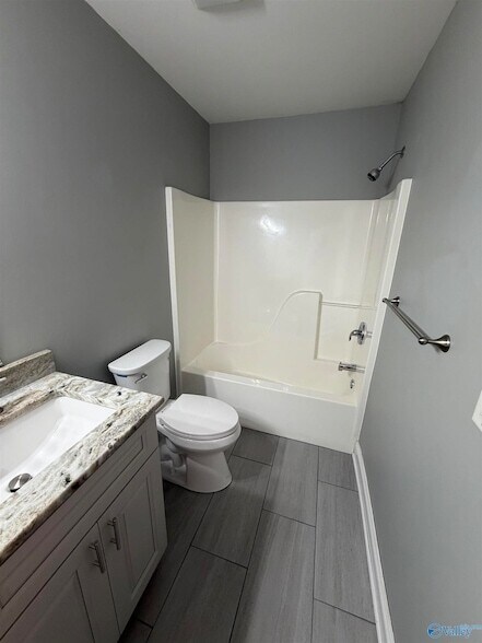 Building Photo - 228 Tanner Point Dr