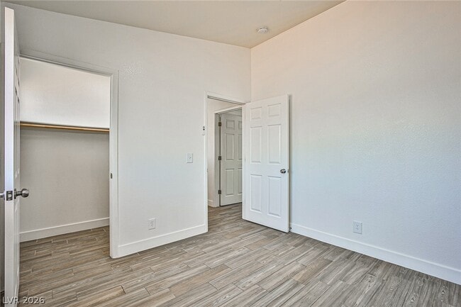 Building Photo - 9285 Casa Christina Ln