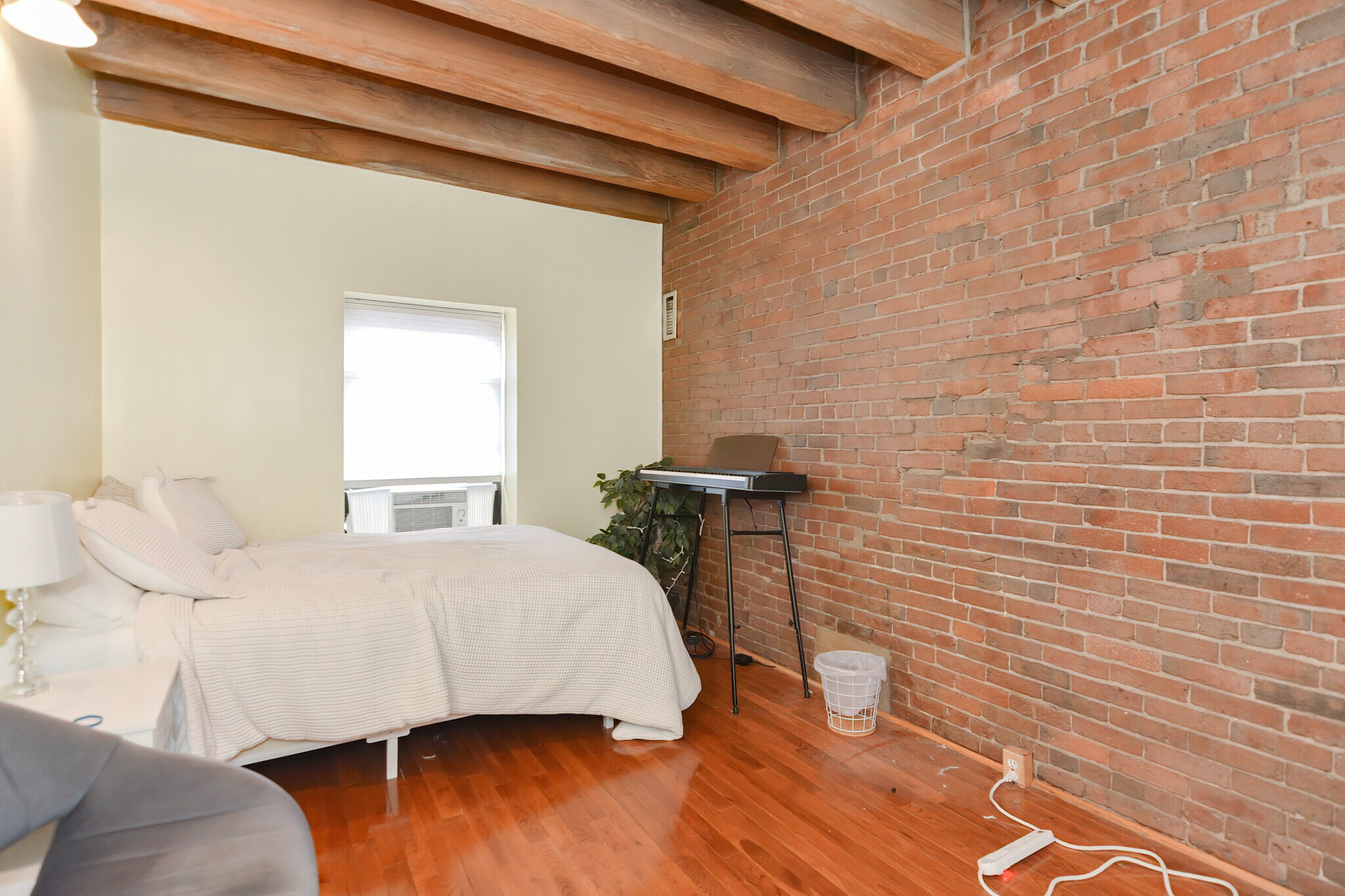 Building Photo - 99 Fulton St