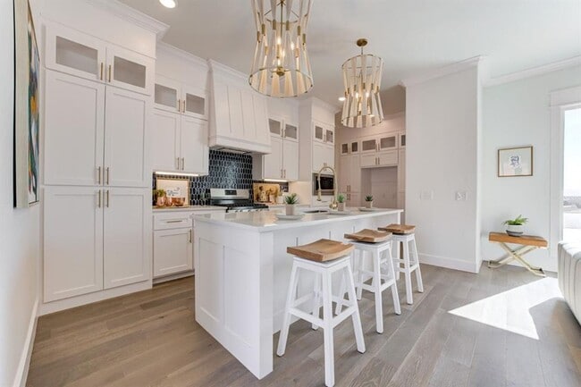Building Photo - 7901 Behr Dr
