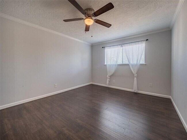 Building Photo - 3535 E NASA Pkwy