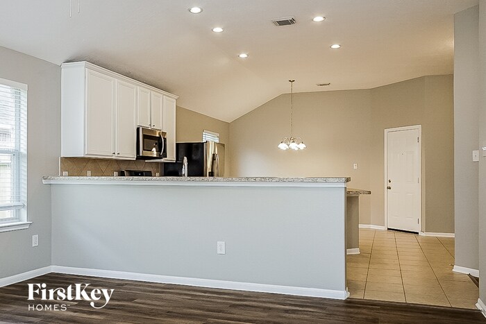 Building Photo - 6807 Blake Ct