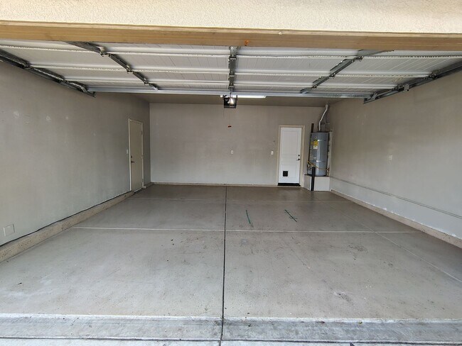 Building Photo - 363 Cabernet Dr