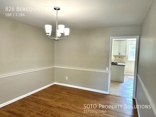 Building Photo - 826 Bergquist Dr