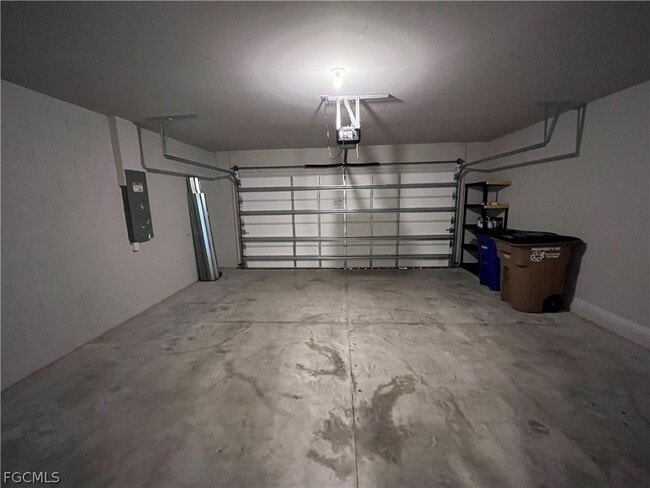 Building Photo - 10601 Crossback Ln