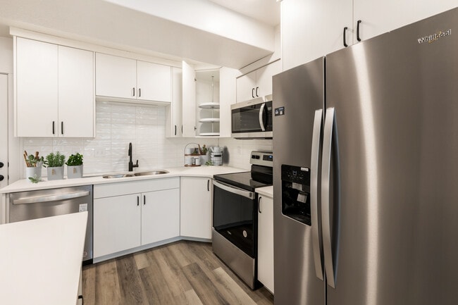 Jefferson Kitchen Appliances - Madison Towns