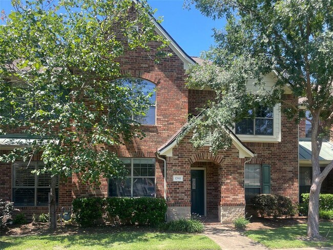 Primary Photo - 17811 Skyline Arbor Terrace