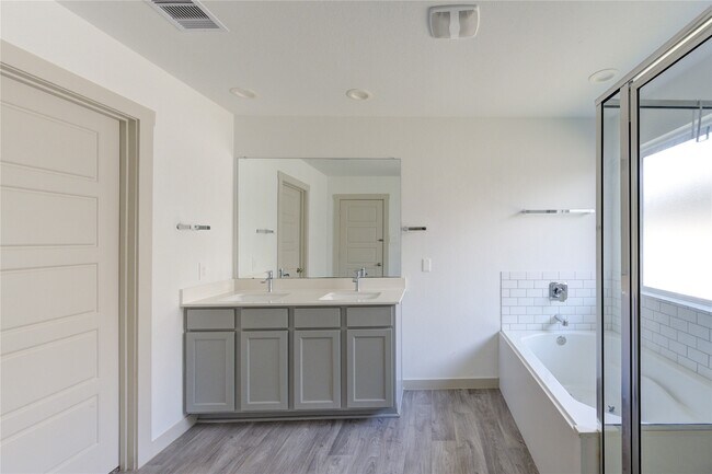 Building Photo - 1826 Sandy Trail Ln