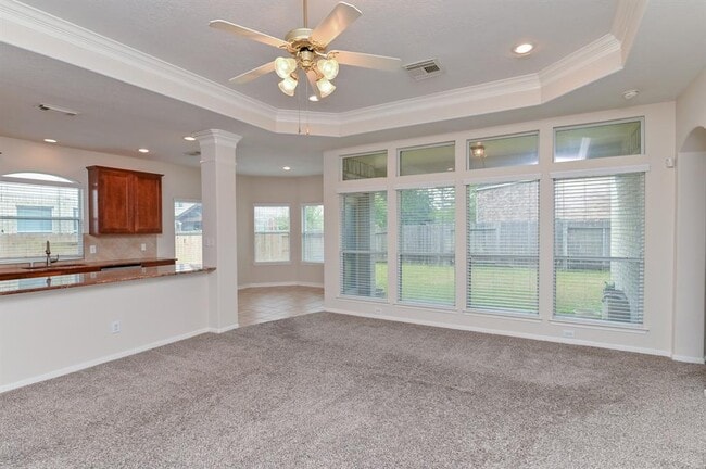 Building Photo - 211 Elana Ln