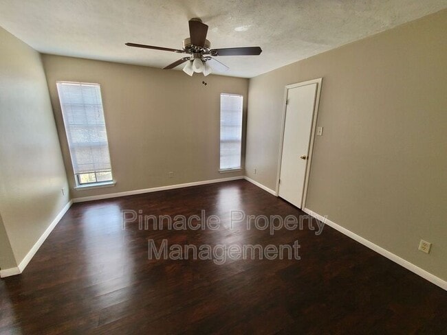 Building Photo - 1713 Utah Ave