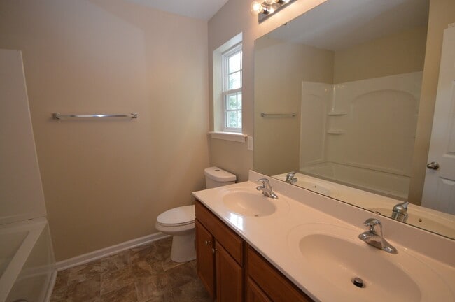 Building Photo - 8026 River Watch Ln