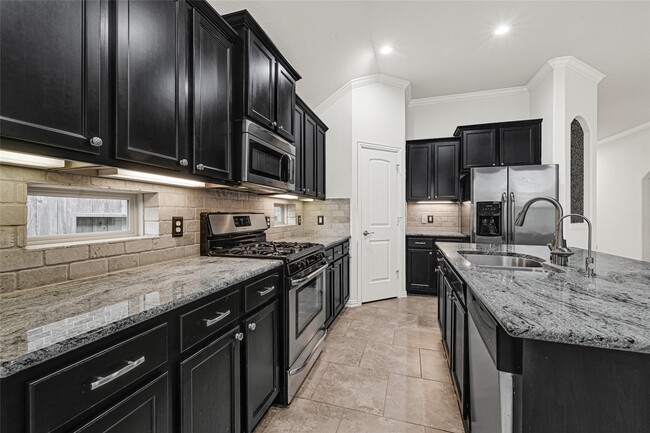 Building Photo - 20731 Blue Flagstone Ln
