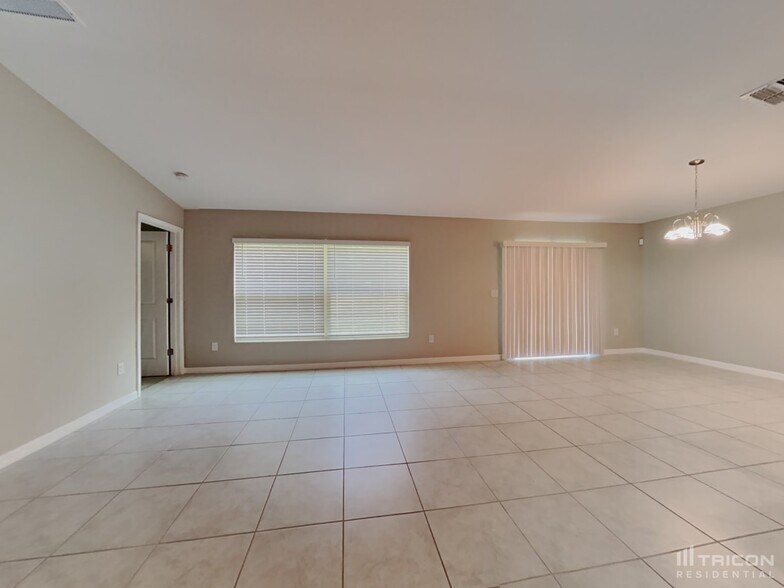 Building Photo - 4128 Salt Springs Ln