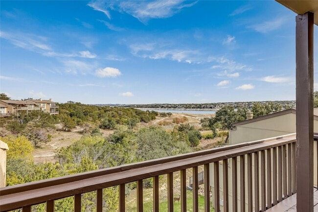 Building Photo - 125 Comanche Dr
