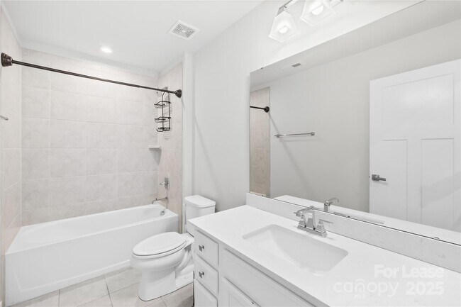 Building Photo - 7067 Waterwheel St SW