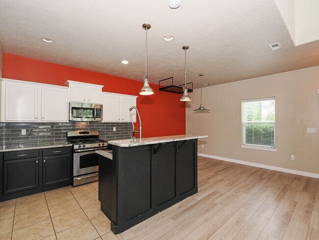 Building Photo - 3794 Lilac Heights Dr