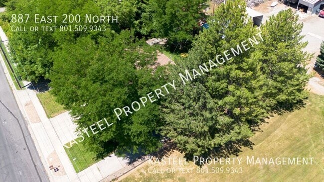 Building Photo - 887 E 200 N