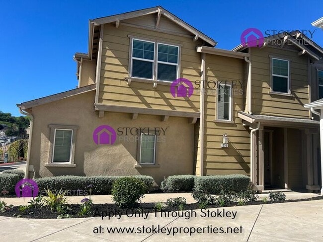 Building Photo - 238 Ladybug Ln