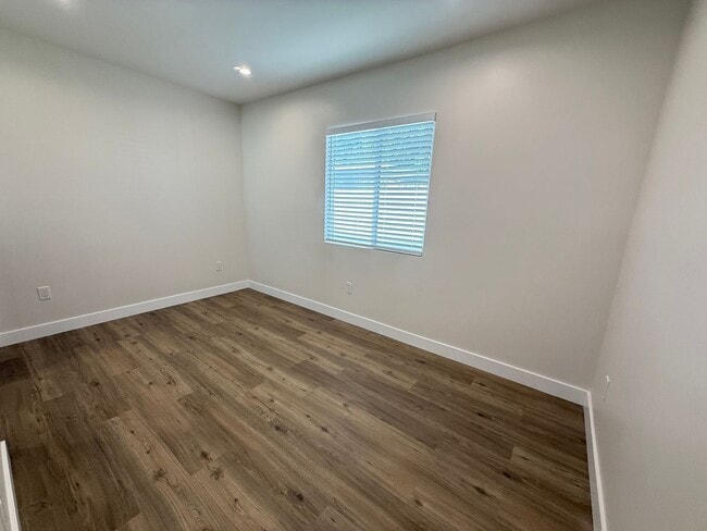 Building Photo - Prime Sylmar 2/2 brand new home