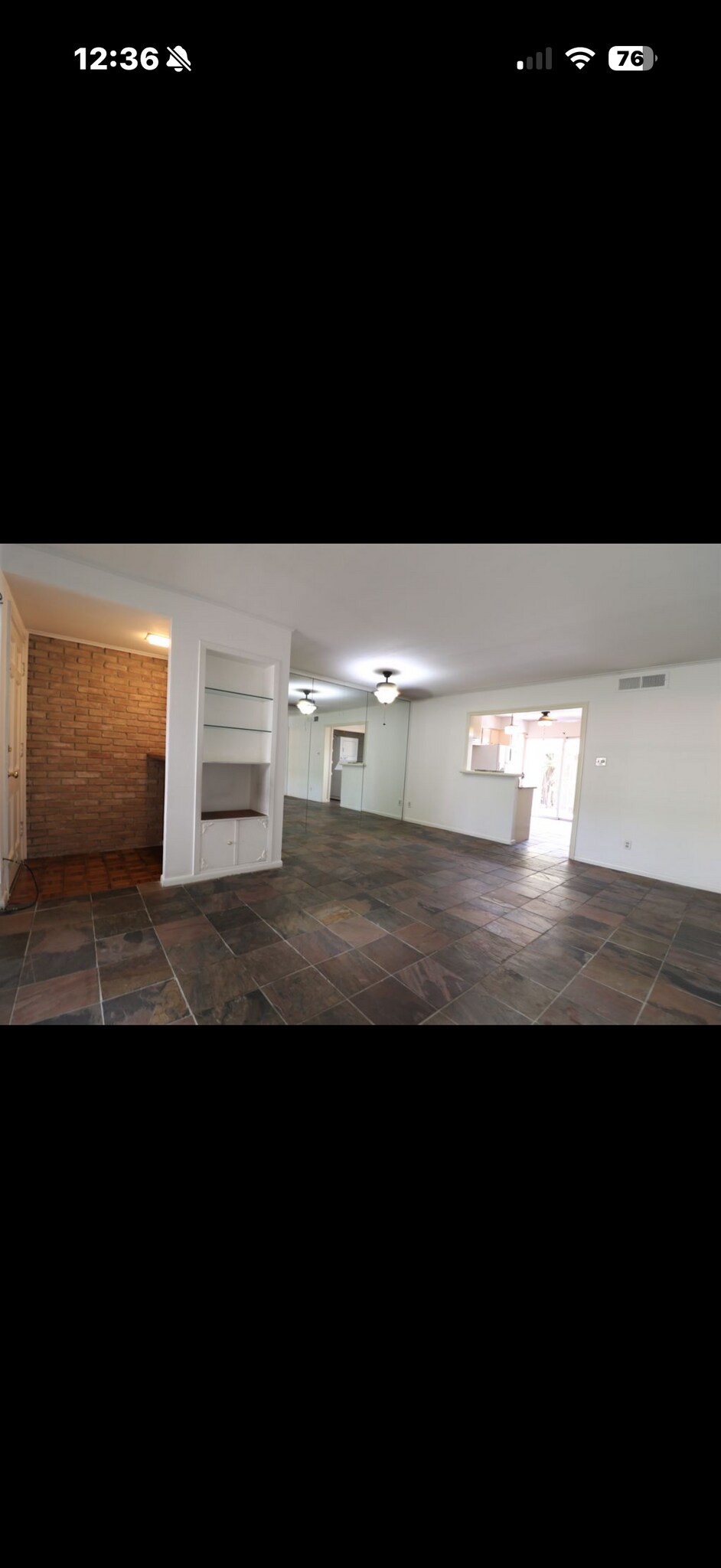 Building Photo - 2727 Briarhurst Dr