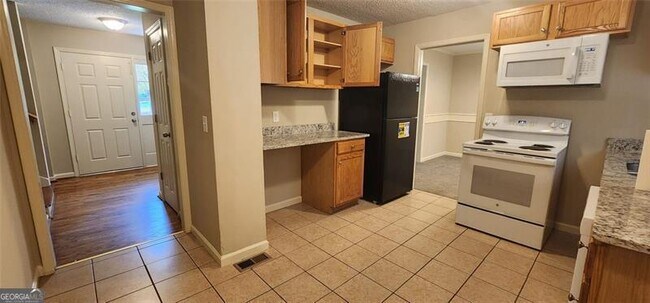 Building Photo - 4678 N Springs Ln