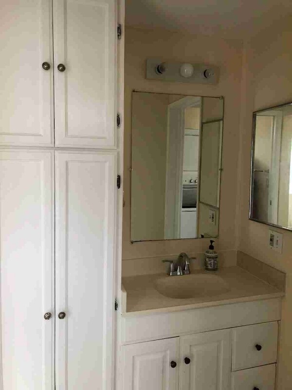 Building Photo - 4443 Estada Dr