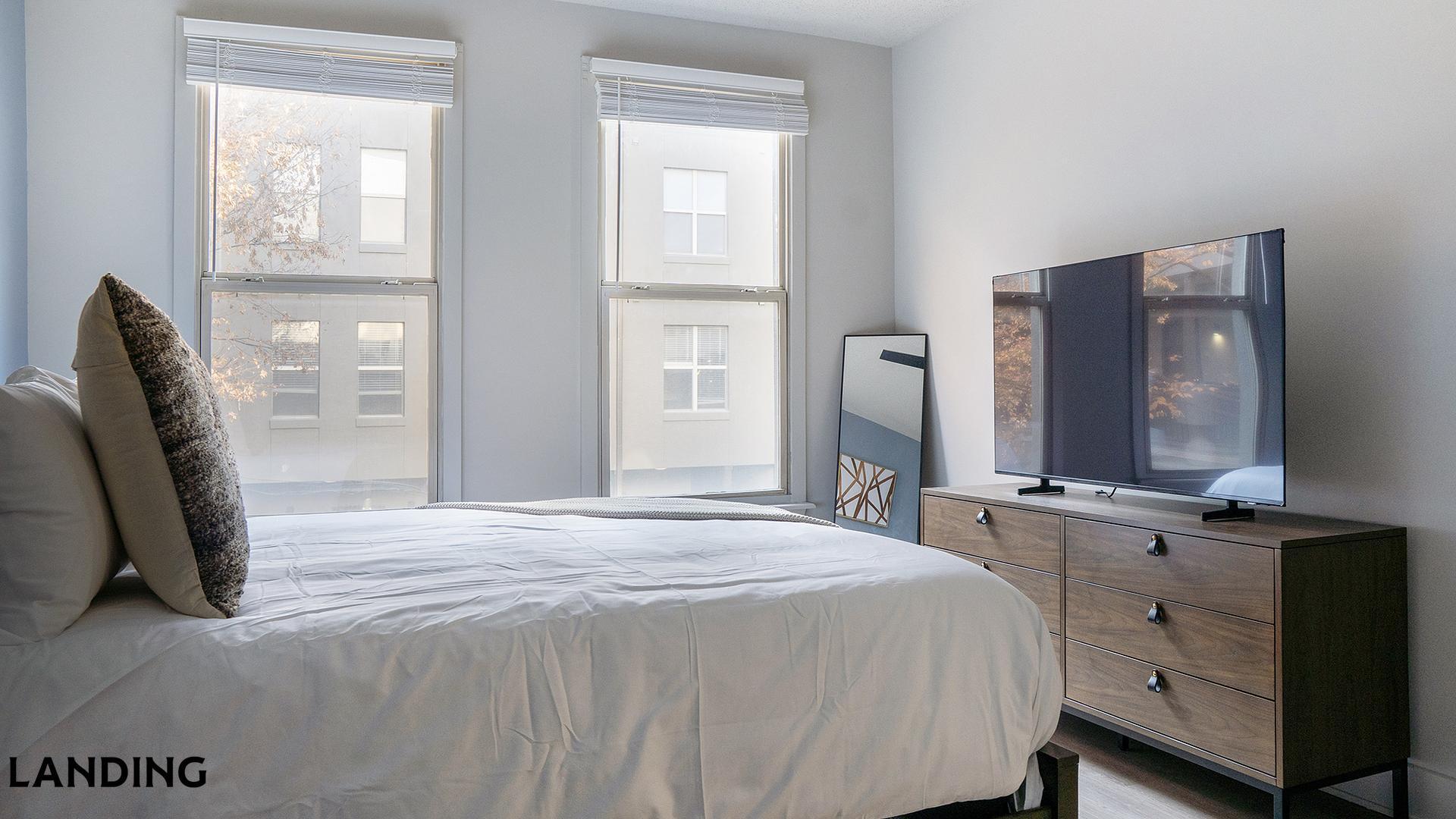 Building Photo - 49 Boulevard SE