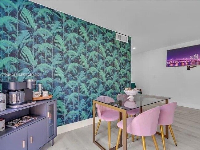 Building Photo - 1011 NW 23rd Ave