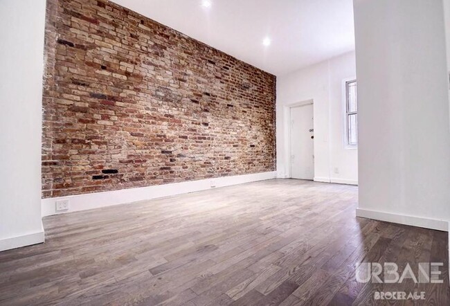 Building Photo - 1 bedroom in NEW YORK NY 10003